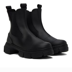 Ganni chelsea boots